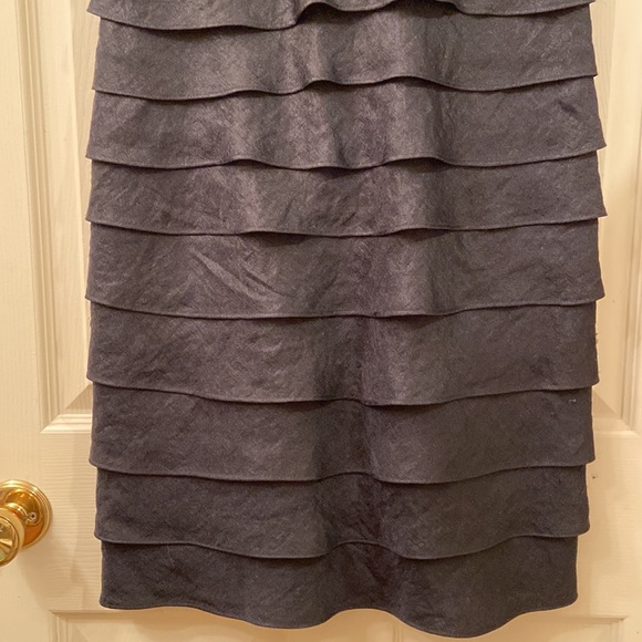 London Times Dress Black Sleeveless Layered Skirt V-Neck WM SZ 10 Gorgeous 🥰 - Picture 6 of 13